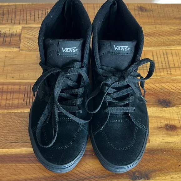 NWOT Vans Kids' Filmore High Top Zip Sneaker